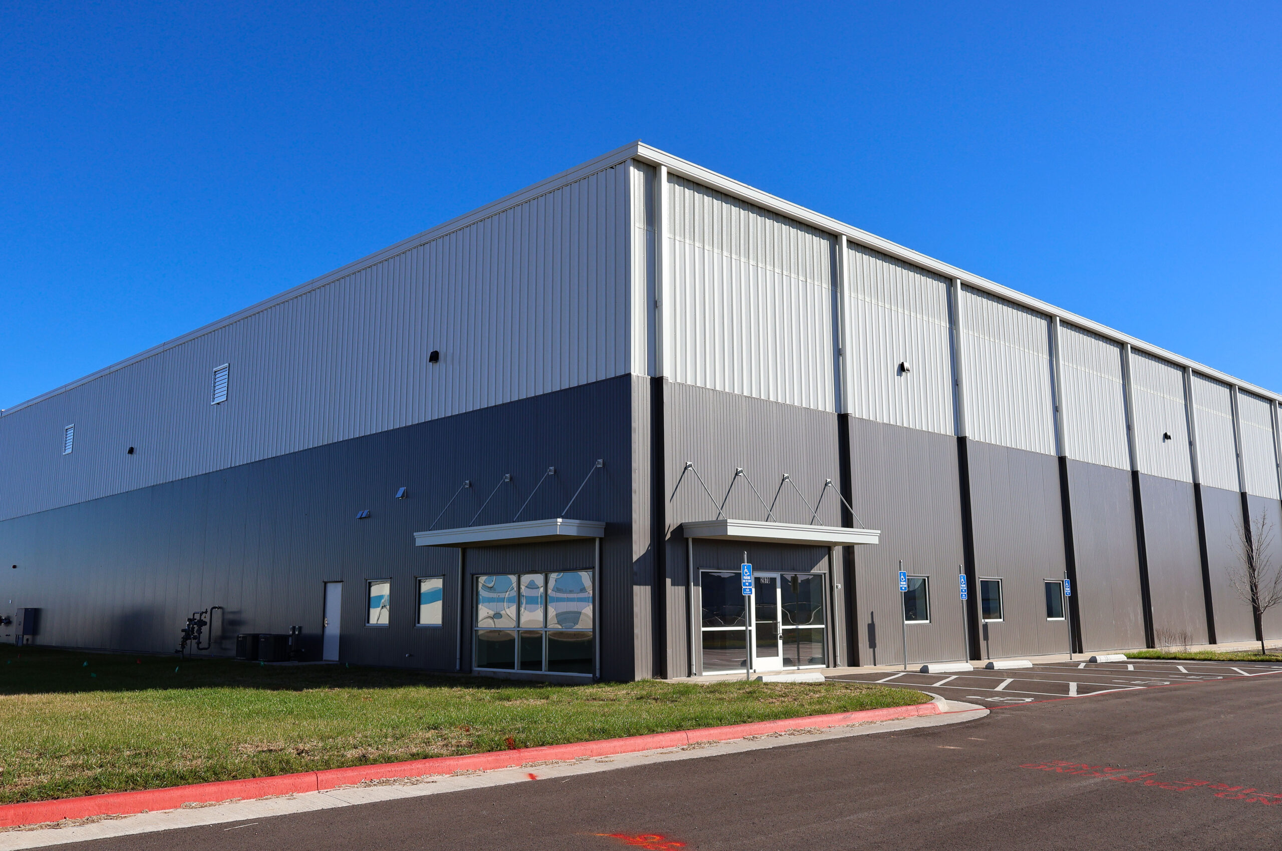 Star Building Systems Long Bay® System: The Future of Steel Building Design