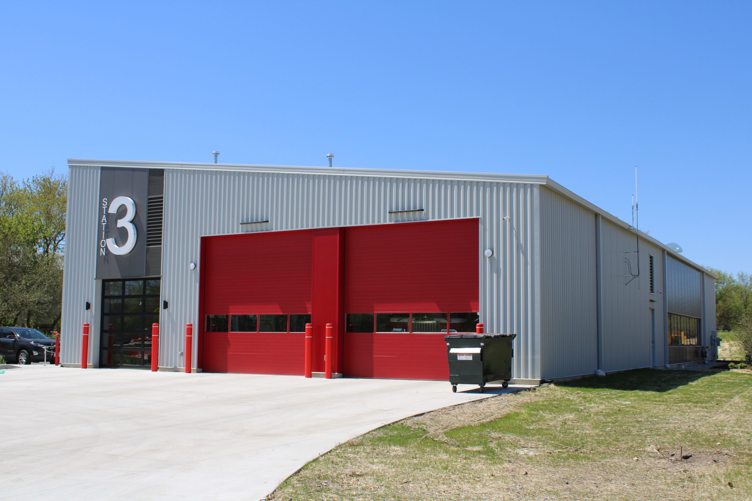 How to Keep Your Metal Building Cool This Summer: 5 Strategies for Every Industry